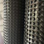 шиповидна профільована мембрана для захисту та дренажу конструкції